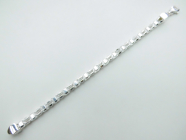 Zilveren bracelet.