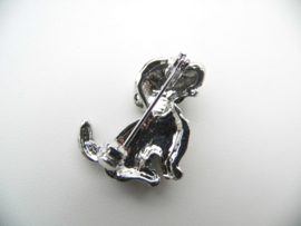 Broche braaf hondje.