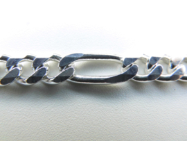 Zilveren figaro bracelet.