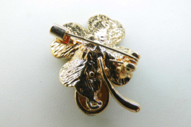 Broche klavertje 4 met lieveheersbeestje.