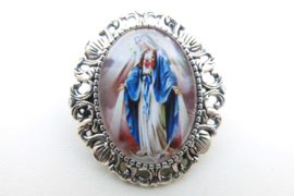 Broche Maria.
