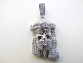 Zilveren Jezus gezicht hanger vol gezet met zirkonia steentjes.