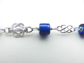 Zilveren mattenklopper/payet blauwe ingi boca kralen bracelet.
