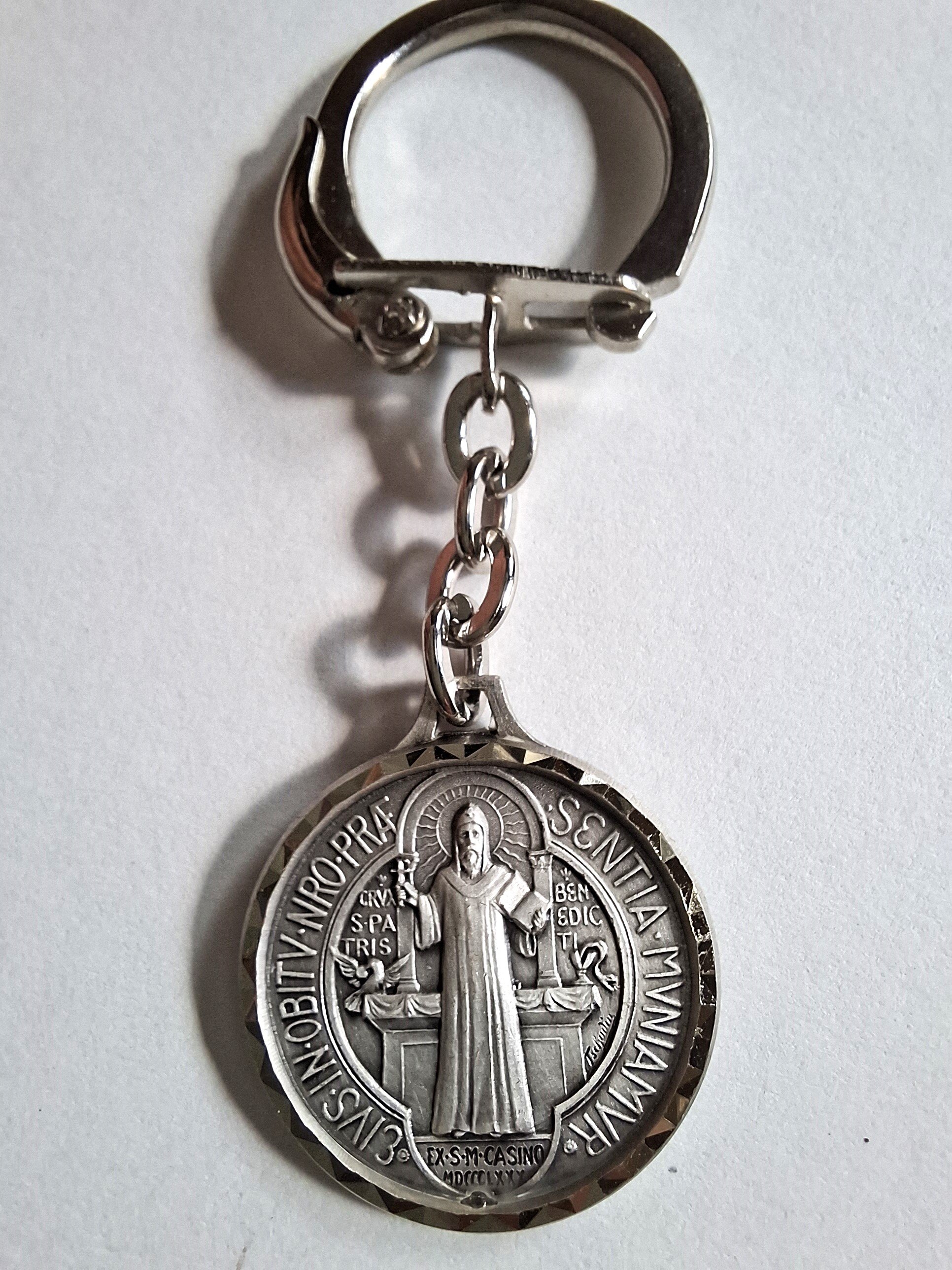 Sleutelhanger St. Benedictus | 23 mm