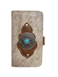 iPhone X/Xs Licht Cognac koeienhuid hoesje met een turquoise steen