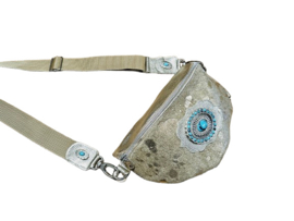 Crazy Golden Cow Koeienhuid Buidelriem met turquoise steen
