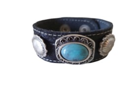 Zwart lederen armband met turquoise steen