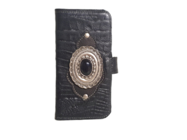 iPhone 7/8 Zwarte Lederen croco hoesje met zwarte steen