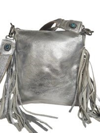 Crazy Silver Cow Koeienhuid Dewi met franjes en turquoise steen (Custom Made)