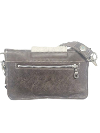 Jocelyn Koeienhuid Shiva double bag met turquoise steen