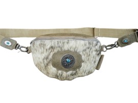 Sage Koeienhuid Buidelriem met turquoise steen