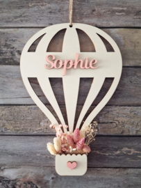 Houten Geboortebord Luchtballon open met droogbloemen roze nr.1