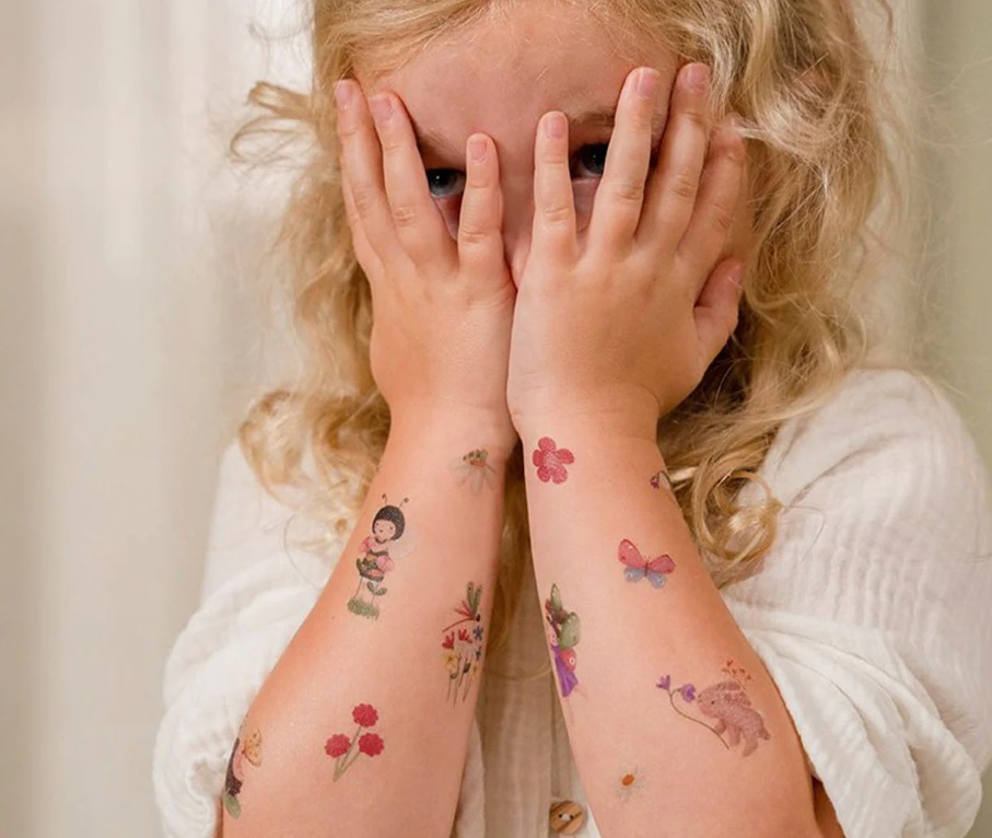 Little Dutch Tattoos Rosa & Friends