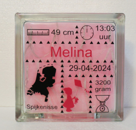 Glazen geboorteblok meisje met vlieger met verlichting