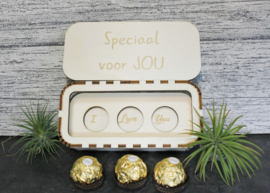 Houten Giftbox Ferrero Rocher met 3 persoonlijke woorden