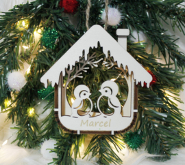 Houten Ornament 2D Huisje Pinguins met naam
