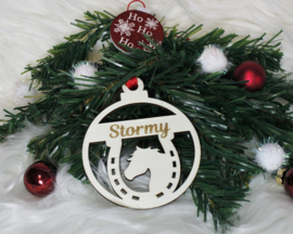 Houten ornament kerstbal Paard hoefijzer met naam