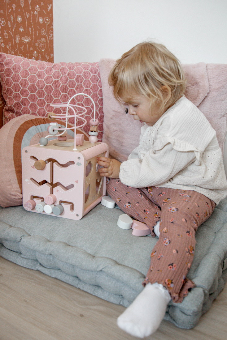 Label Label ActiviteitenKubus Roze met of zonder Naam & Geboortedatum