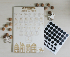 Sinterklaas houten aftelkalender + stickervel Welkome Sint & Piet