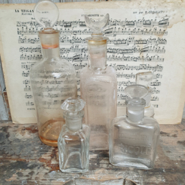 Set van 5 Glazen flesjes