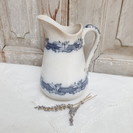 Oud, blauwwit kannetje van Villeroy & Boch