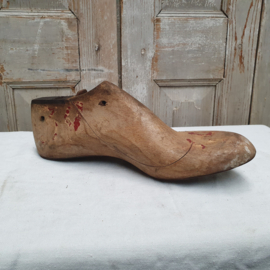 Stoere houten schoenmal