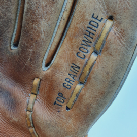 Oude honkbal handschoen