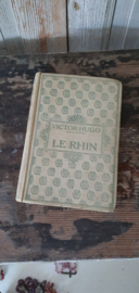 Stapeltjes van 3 oude franse boekjes