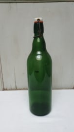 Oude franse , groene fles