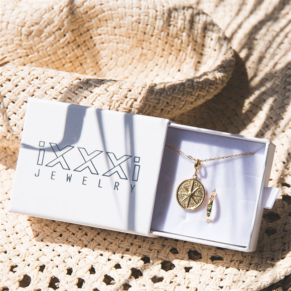 Fame Flora Magnolia sieraden set Goud