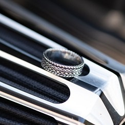 Ring McLaren