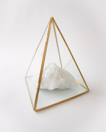 Bergkristal XL in pyramide
