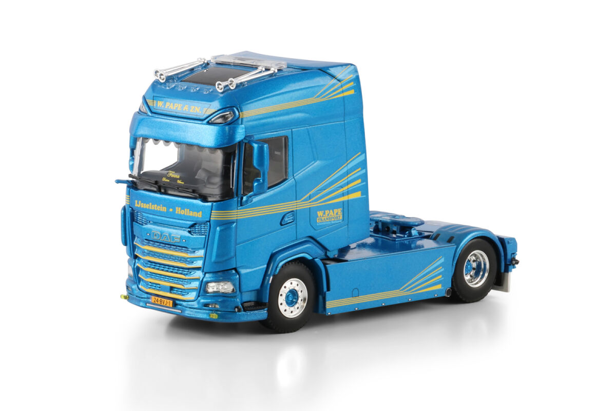 W. Pape Transport; DAF XG+ 4X2