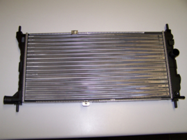 Radiateur Opel Kadett E 1.6 en 1.8