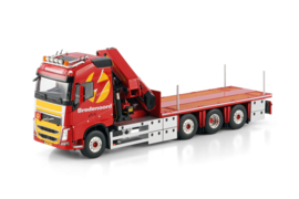 Bredenoord; VOLVO FH4 GLOBETROTTER 8X2 TRIDEM WITH PALFINGER PK 65002 SH