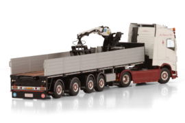 Van Rhoon Transport; VOLVO FH5 GLOBETROTTER 4X2 BRICK TRAILER