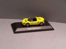 Opel Speedster geel
