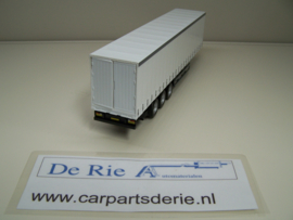 Model Trailer Gurtin 1:50