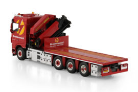 Bredenoord; DAF XF SPACE CAB MY2017 8X2 TRIDEM WITH PALFINGER PK 65002 SH