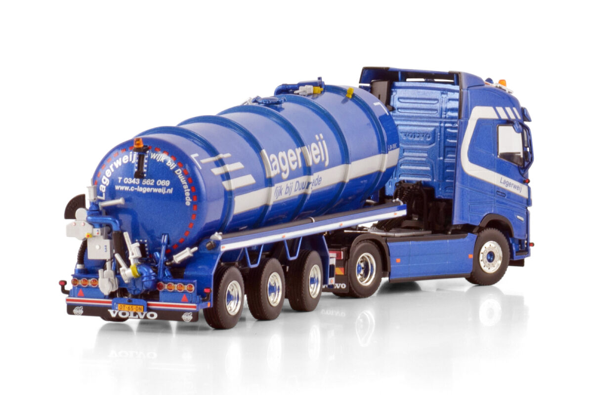 Lagerweij; VOLVO FH5 GLOBETROTTER 4X2 VACUUM TANK TRAILER - 3 AXLE