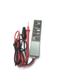 Accu en Dynamo voltage controleerder