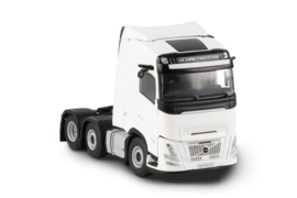 White Line; VOLVO FH AERO GLOBETROTTER 6X2 TWIN STEER