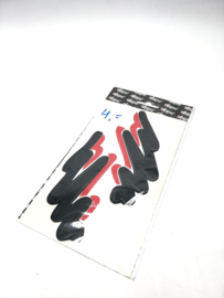 Krul zwart/rood 12,5x5cm