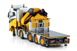 Boer B.V.; VOLVO FH4 SLEEPER CAB RIGED FLATBED TRUCK