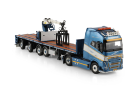 A. Oldenhuis transport; VOLVO FH5 GLOBETROTTER XXL 4X2 BRICK TRAILER - 4 AXLE