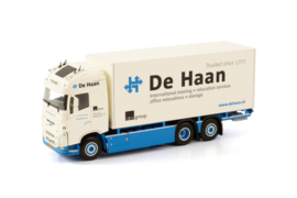 DE HAAN VERHUIZINGEN; VOLVO FH4 GLOBETROTTER XL 6X2 TAG AXLE RIGED TRUCK BOX - 3 AXLE