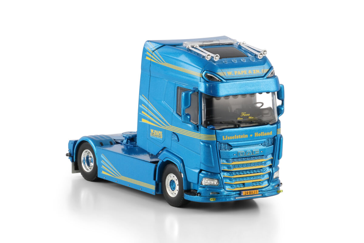 W. Pape Transport; DAF XG+ 4X2