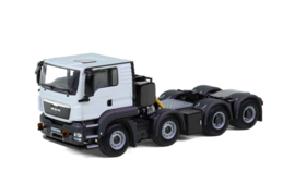White Line; MAN TGS L FLAT ROOF 8X4