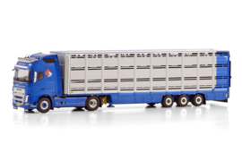 Groot Zevert; VOLVO FH4 GLOBETROTTER 4X2 LIVE STOCK TRAILER - 3 AXLE