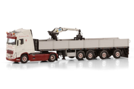 Van Rhoon Transport; VOLVO FH5 GLOBETROTTER 4X2 BRICK TRAILER